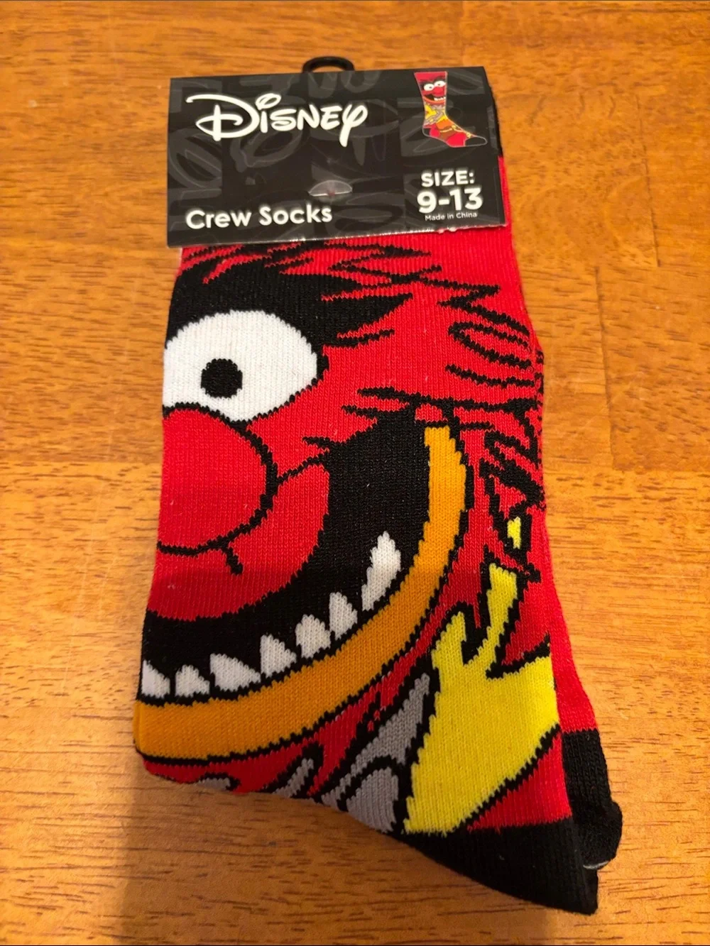 New Disney The Muppet Show ANIMAL ANIMAL OS Crew Socks Fits 9-13 Colorful